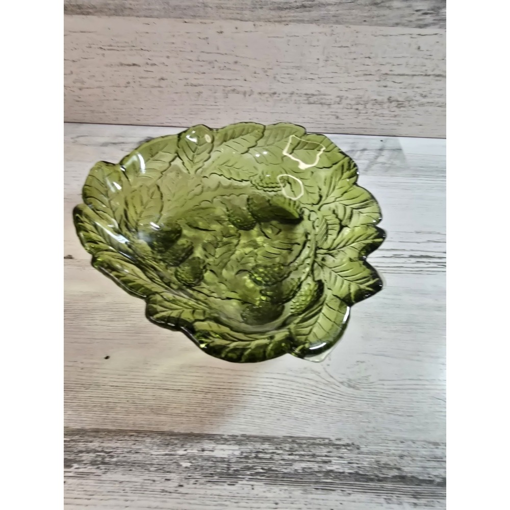 Vintage Indiana Glass Loganberry Pattern Green Glass Bowl‎ Candy Dish